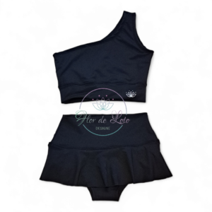 Conjunto Negro Top Asimétrico & Microfalda